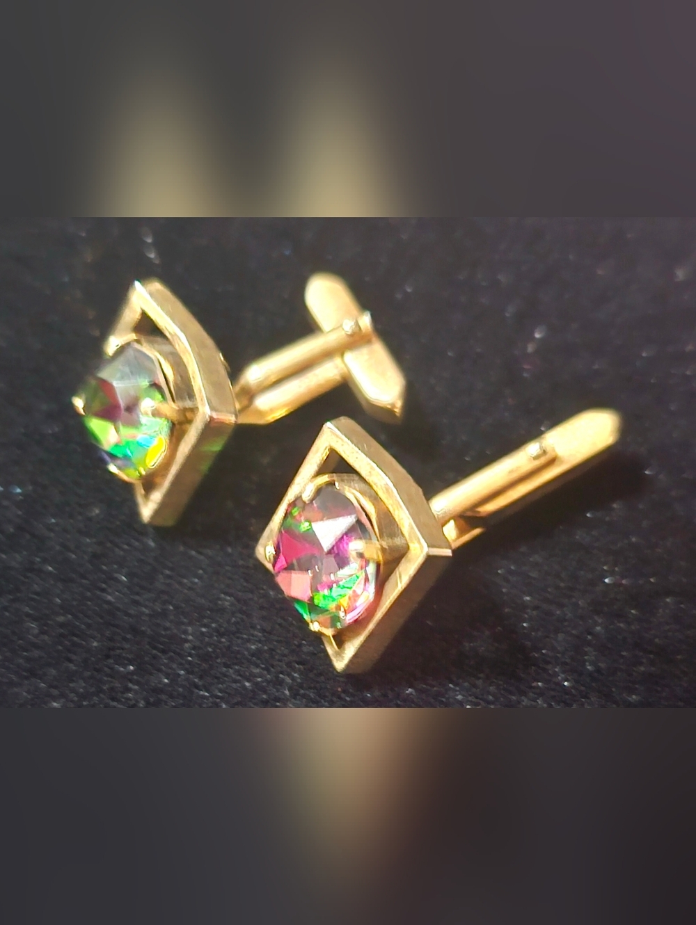 Vintage Swank Gold-Tone Cuff Links with Watermelon Vitrial Medium Mystic Topaz - Picture 8 of 9